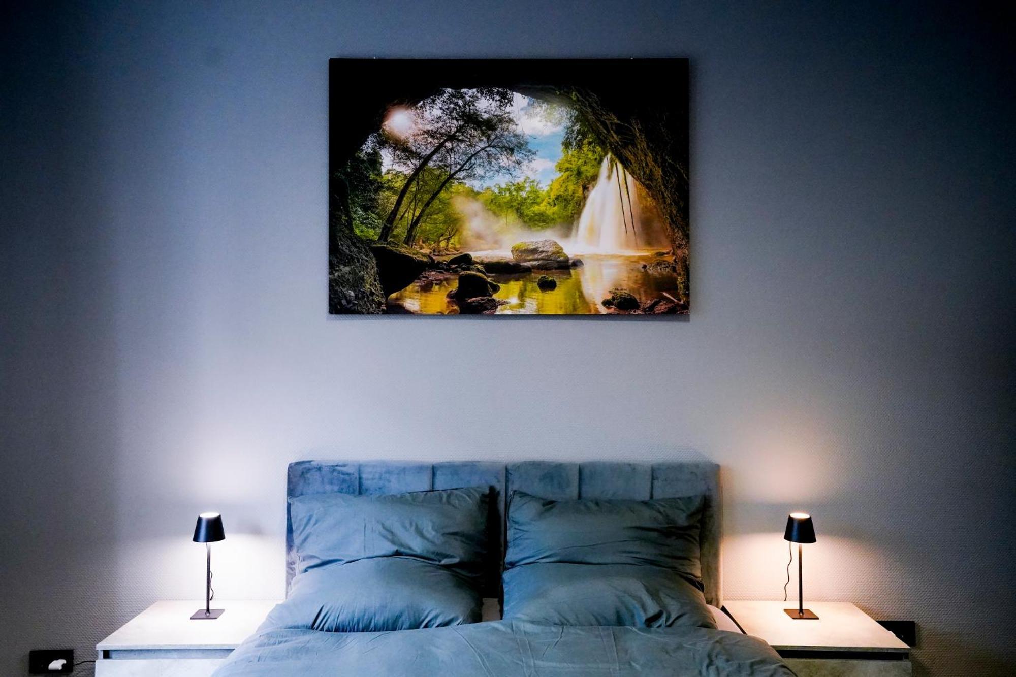 J&jbermudastay A Luxurious Double-bedroom With A Private Bathroom And Shared Kitchen In Center-bermuda3eck Gasthof Bochum
