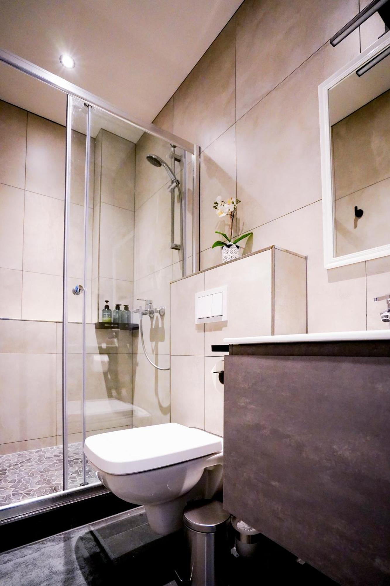 J&jbermudastay A Luxurious Double-bedroom With A Private Bathroom And Shared Kitchen In Center-bermuda3eck *